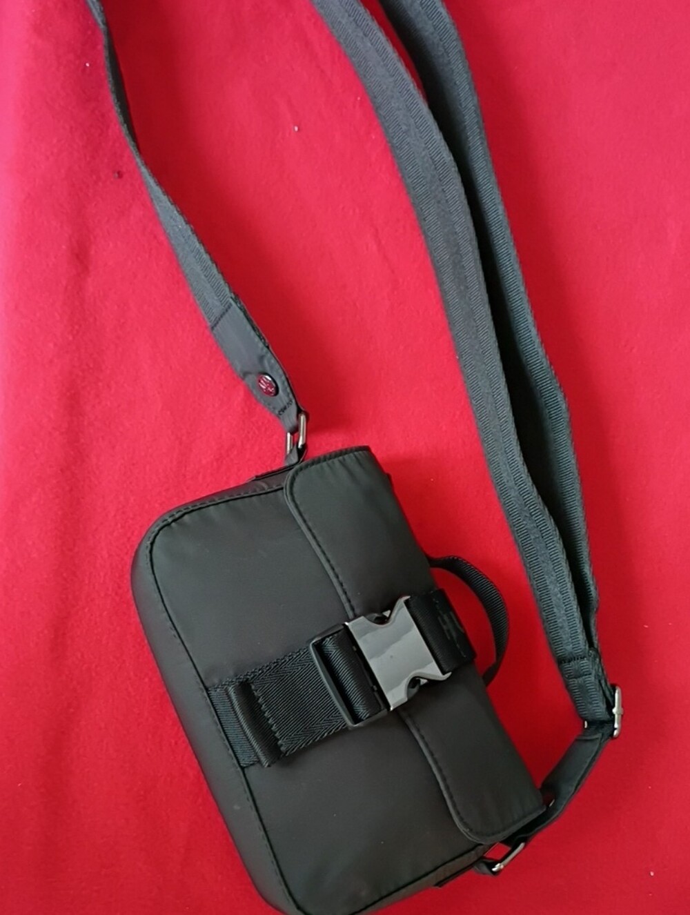 Hunter Black Crossbody Sling Bag